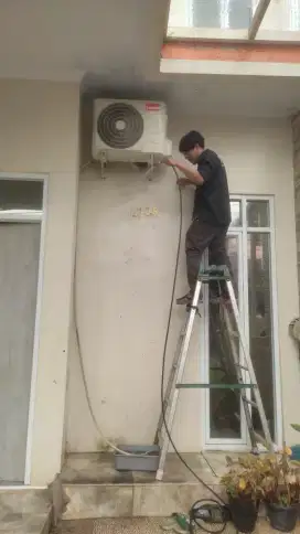 SERVICE AC SERANG