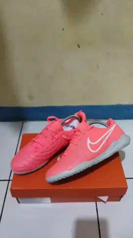 sepatu futsal nike tiempo 10 legend