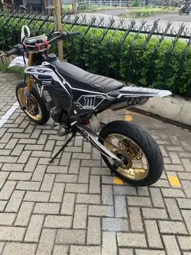 CRF 150 L supermoto