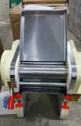 Mesin Penggiling Mie / Noodle Maker WILLMAN DHH-180A