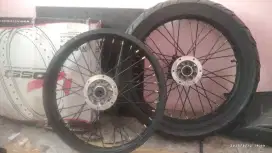 Pelek / velg KlX supermoto merk ROSSI ring 17 ukuran 215/250