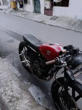custom caferacer basic scorpio 225