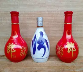 Botol Antik Pajangan Langjiu Hong Hua Lang