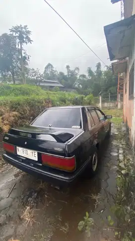 Mazda 323 1985 Bensin