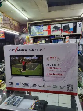 Tv led 24 inch like new digital
