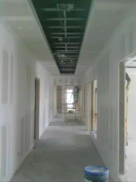 Wall Moulding Sekat Plafon Partisi PVC GRC Gypsum Jasa Tukang Pasang