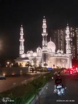 Mencari pekerjaan penjaga kost/kurir