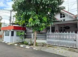 Rumah Hoek Cluster Taman Harapan Baru Bekasi