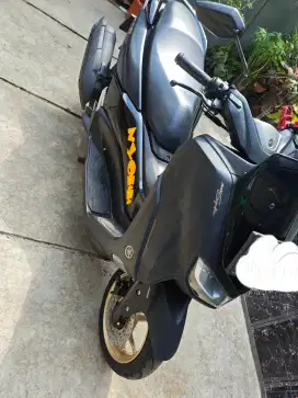 Nmax abs 2021 connected