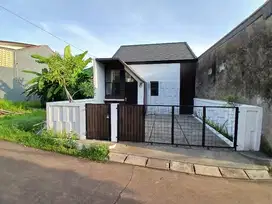 Rumah Kopi, 3 Kamar tidur strategis di kav Auri Jatiluhur Jatiasih