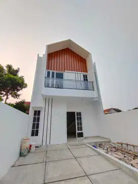 Rumah cilodong depok siap huni 2 lantai 800jt an