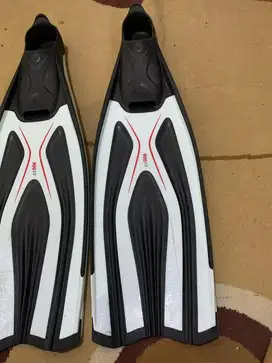 Fins Swimming FF 500 power white Decathlon