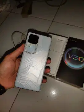 Vivo V30 fullset 8/256 mulus