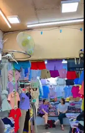 Dicari pegawai toko baju