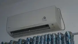 AC DAIKIN 1 PK GOOD CONDITION