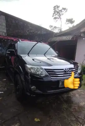 Toyota Fortuner 2012 Bensin