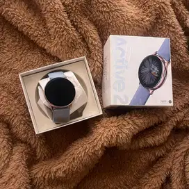 Preloved Samsung Galaxy Active 2 Smartwatch