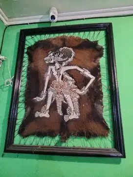 Wayang kulit penghias dinding