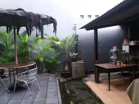 Dijual rumah ada kamar kost2annya di Cilandak Jaksel