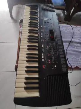 Keyboard Roland E28 Made in Italy
