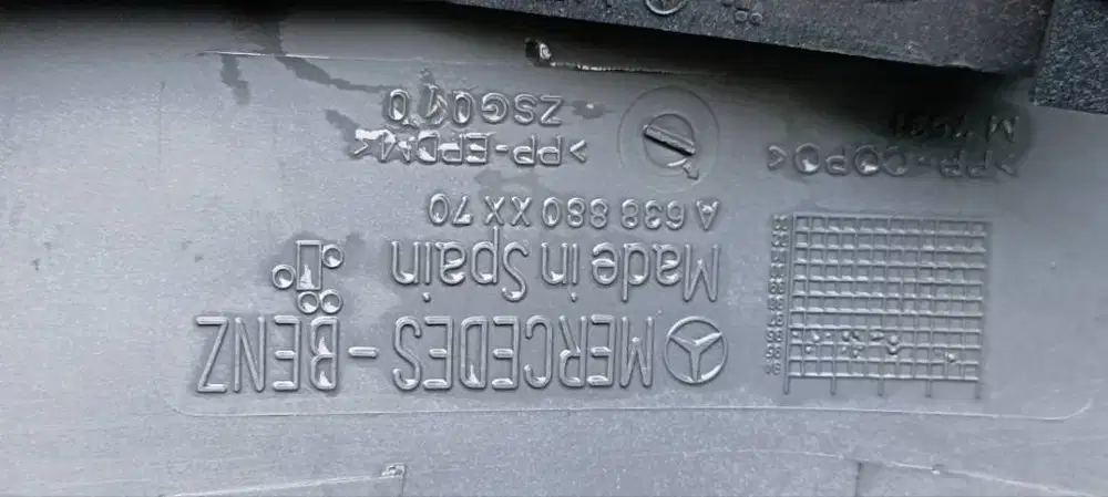 Bemper depan Mercy Vito V220 V230 W638