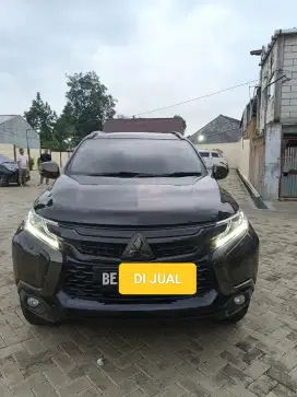 Pajero sport Dakar 4x2 matic tahun 2019