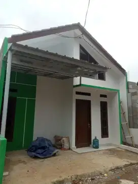 Rumah baru siap huni dekat stasiun Depok lama