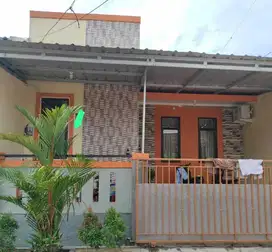 Dijual cepat rumah bangunan baru di Harapan Indah 1 Bekasi