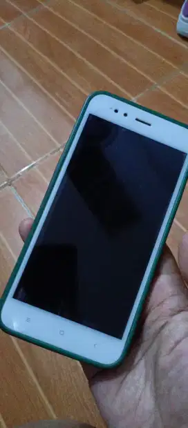 Dijual Xiaomi mi A1 4/64 mulus