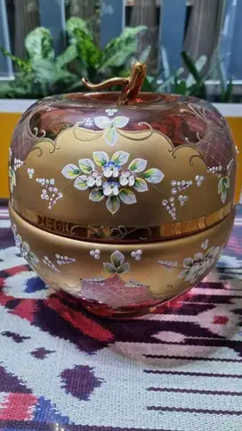 Toples Kristal Bohemia Boro warna Merah bentuk Apple besar