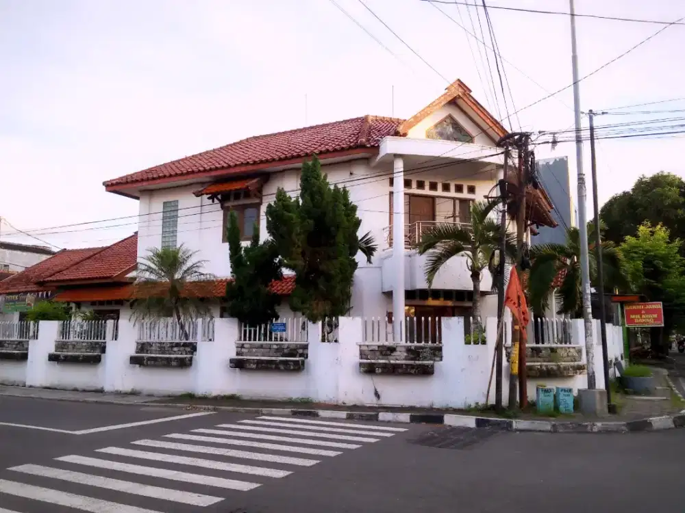 Rumah lokasi strategis