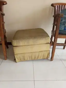 Puff Sofa | 1 Roda Copot Karena Pindahan