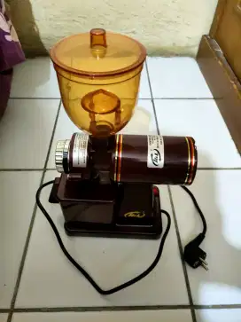 Grinder kopi h&l 600n coffee