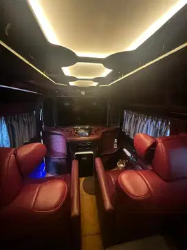 Mobil Hiace Premio VVIP