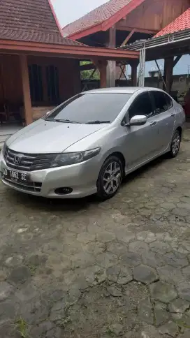 City robot th 2009 type E matic triptonik, pajak baru