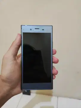 BACA DESKRIPSI Sony xz1 4/64 masih normal buat harian ada  minus
