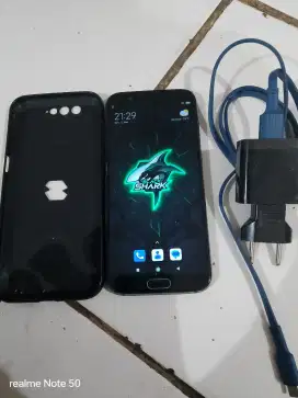 Xiaomi black shark 1 6/64 bu cepet