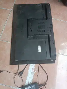TV. LCD merek sony -type KLV32R402A