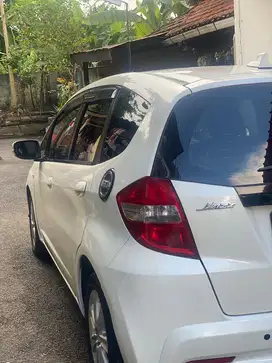 Honda Jazz 2011 Bensin