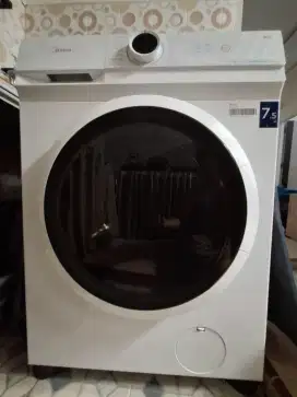 Di Jual mesin cuci 1 tabung merk Midea Front loading