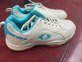 Sepatu Astec Badminton Cewek