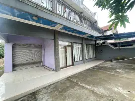 Di jual tanah beserta bangunan lokasi strategis