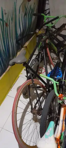 Sepeda fixie,united