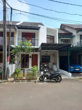 Rumah Nyaman 2 Lantai Tanah 114 M² di Pondok Kelapa
