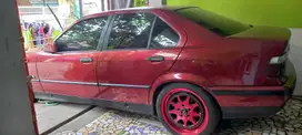 BMW 320i 1994 Bensin