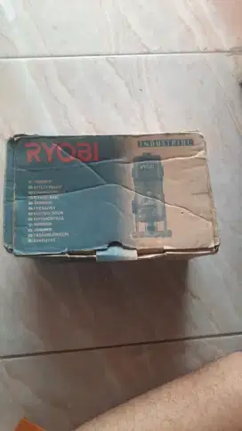 Mesin profil kayu