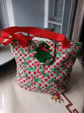 Tas tangan bahan kain