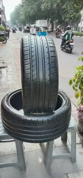 2ban seri pendek 255/35/R20 GT Champiro HPY 2023 95% mlus hub Wa gan