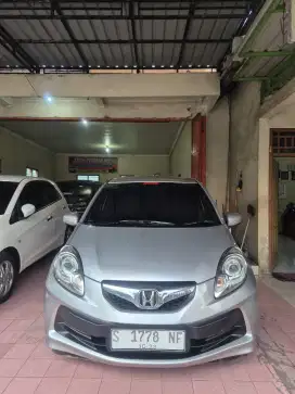 Brio E CBU 1.3 Abs Airbag Metik 2013 Tangan-1(S)MOJOKERTO mulus istmwa