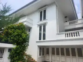 Dijual rumah mewah di jl raya boulevard permata hijau jakarta selatan